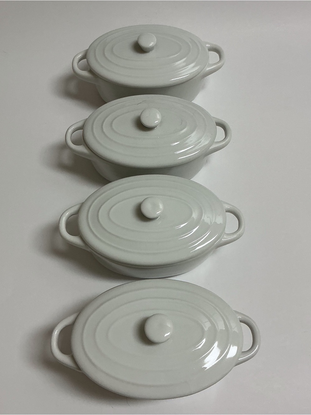 Pier 1 White Baking Dish SET OF 4 Lids 7.5 oz Minicocotte Souffle Ramekin Bakers - Picture 5 of 10